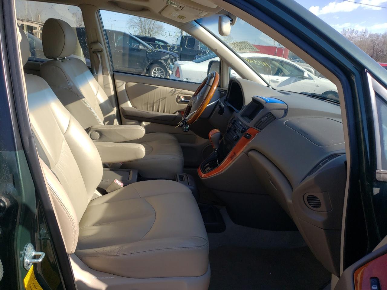 Photo 5 from auction – 2002 LEXUS RX 300 with VIN JTJGF10U320141568