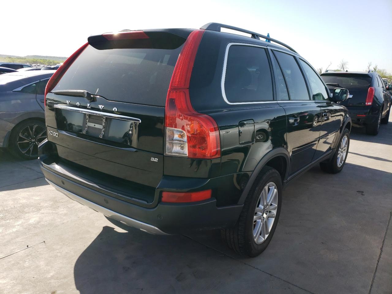 Photo 4 from auction – 2010 VOLVO XC90 3.2 with VIN YV4982CY6A1538532