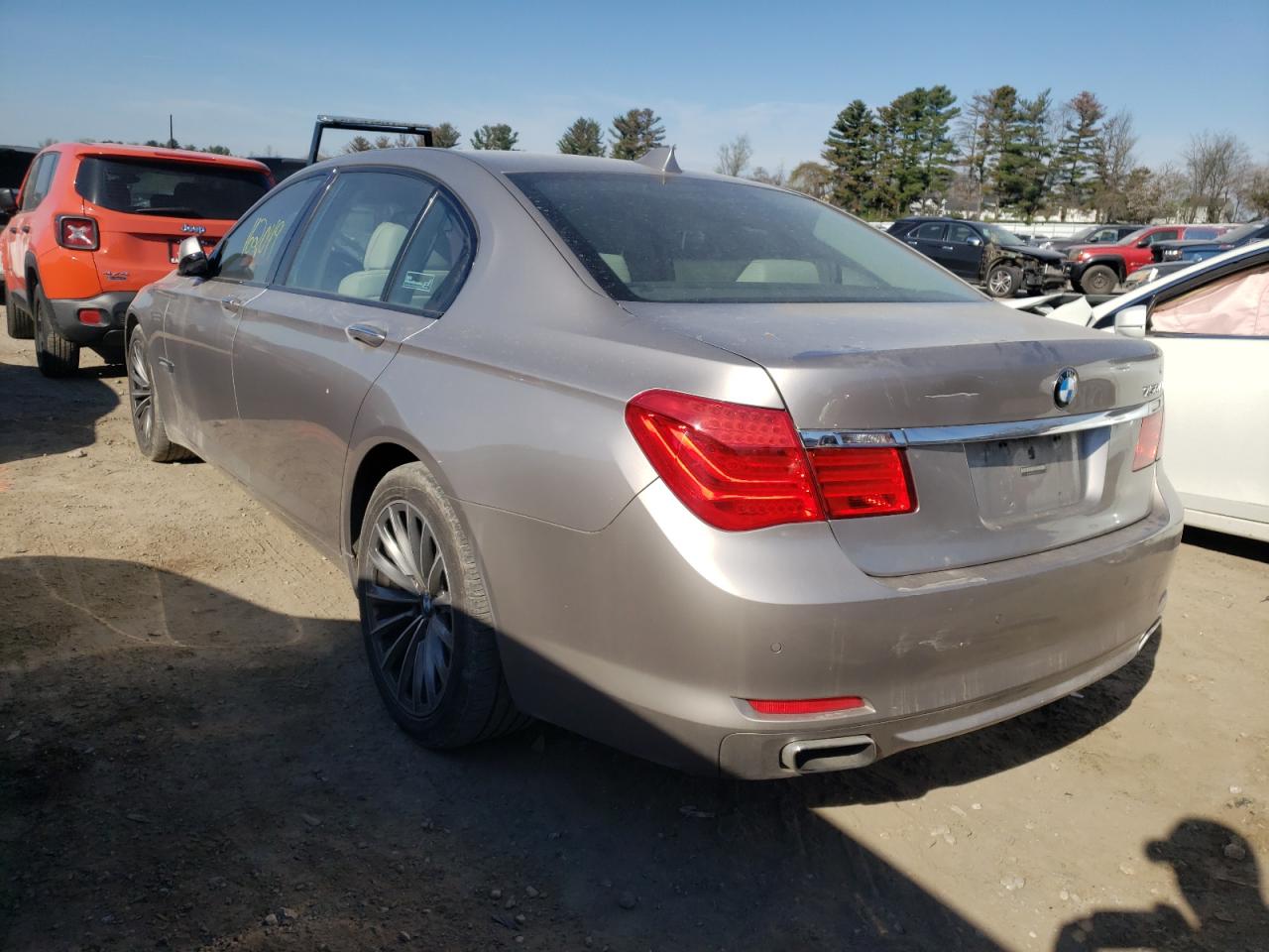 Photo 3 from auction – 2009 BMW 750 LI with VIN WBAKB83529CY59639