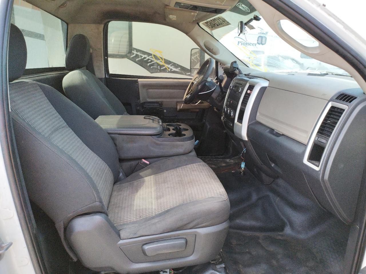 Photo 5 from auction – 2012 DODGE RAM 5500 S with VIN 3C7WDMDL0CG128168