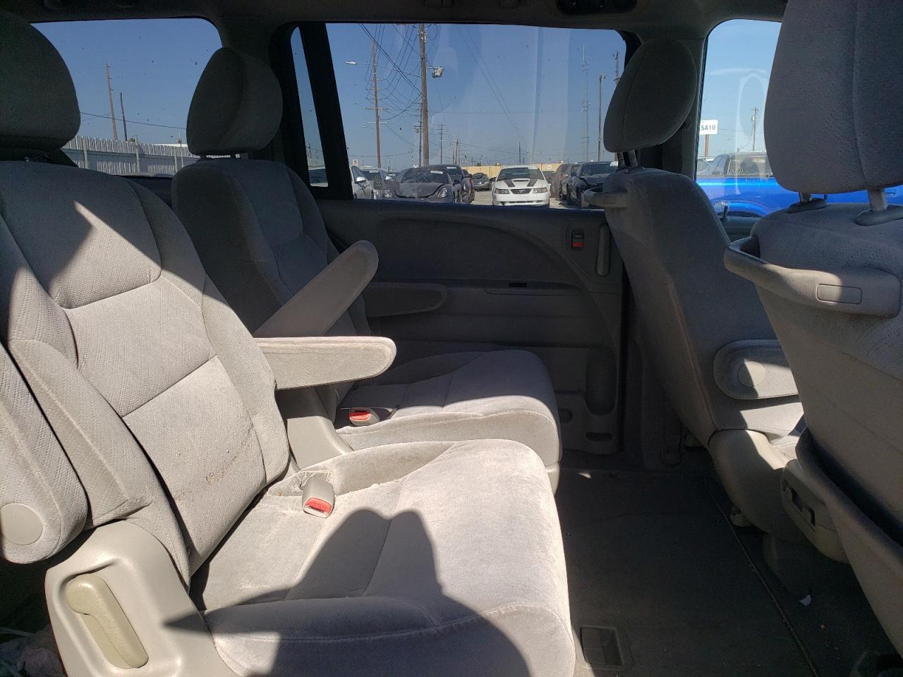 Photo 6 from auction – 2008 HONDA ODYSSEY LX with VIN 5FNRL38248B112657