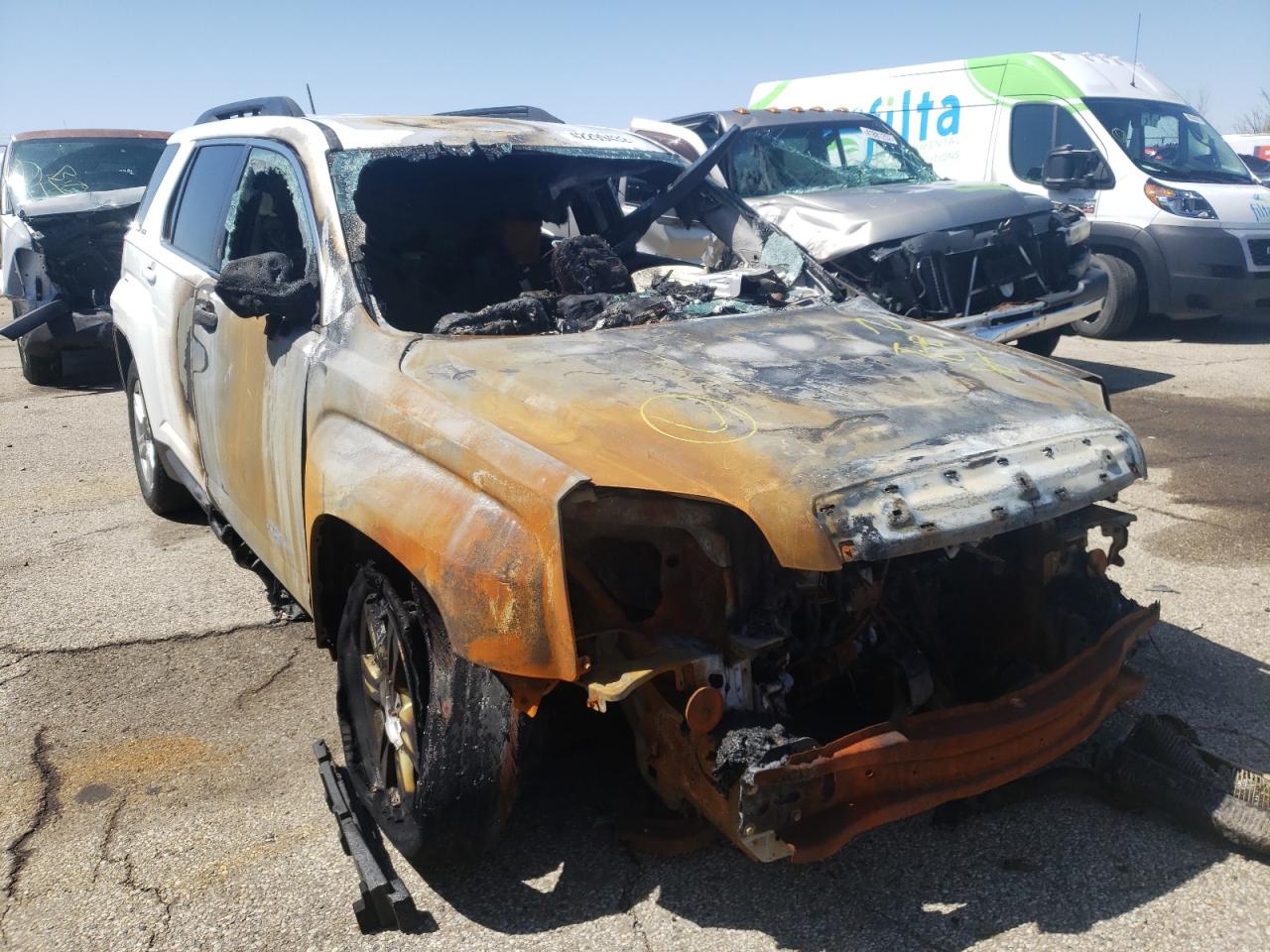 GMC TERRAIN SL 2015 with VIN 2GKFLWEK8F6113519 - Photo from auction