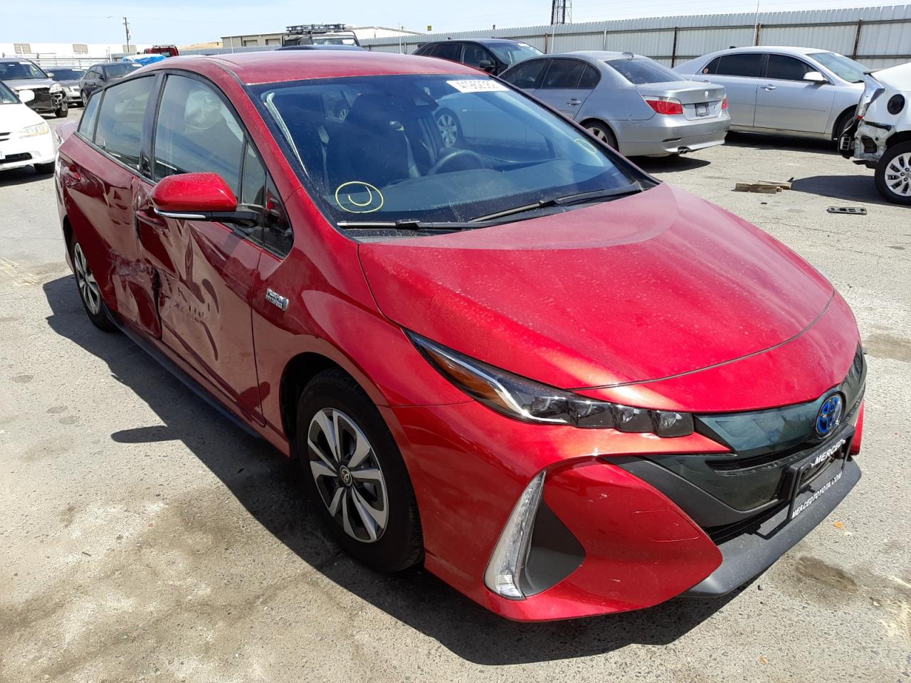 TOYOTA PRIUS PRIM 2017 with VIN JTDKARFP8H3050590 - Photo from auction
