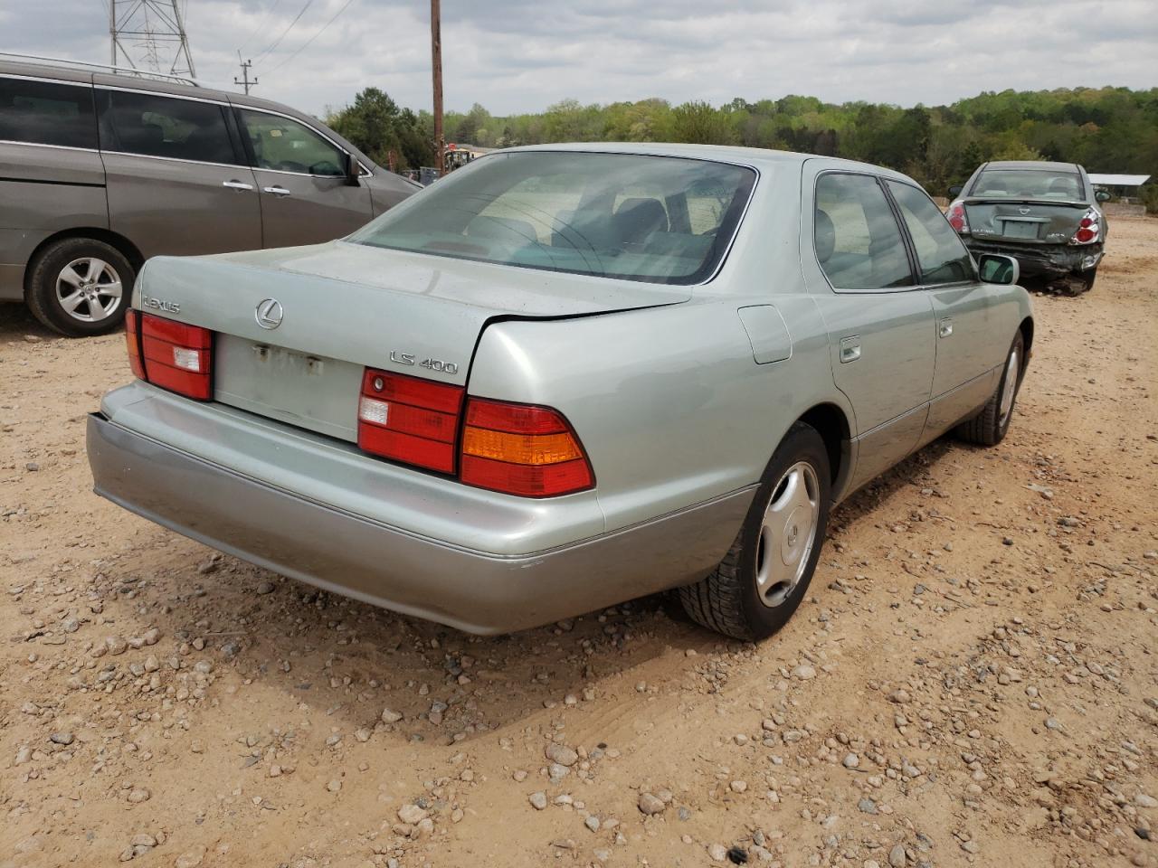 Photo 4 from auction – 1998 LEXUS LS 400 with VIN JT8BH28FXW0124449
