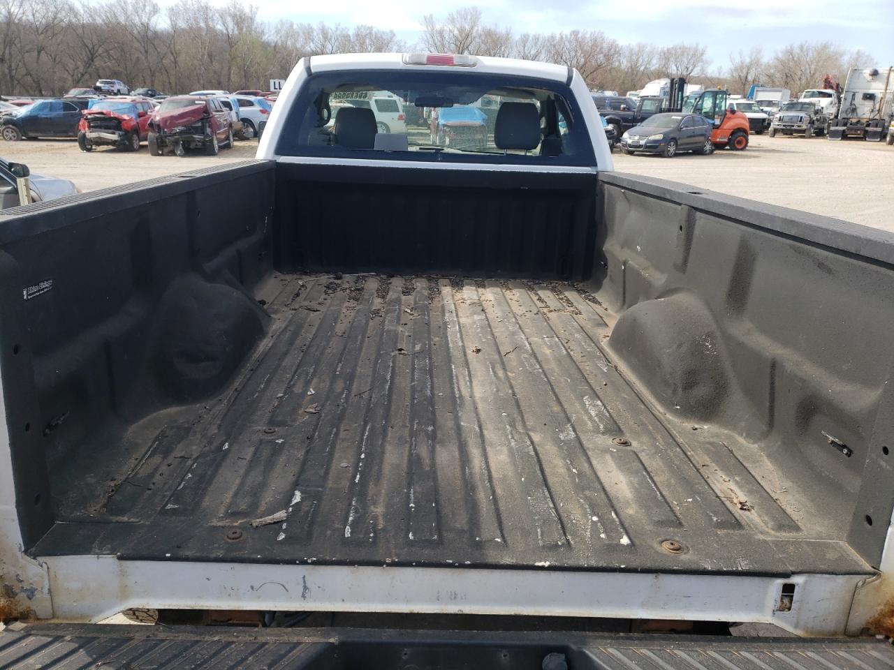 Photo 6 from auction – 2005 FORD F150 with VIN 1FTRF14W15NB25559