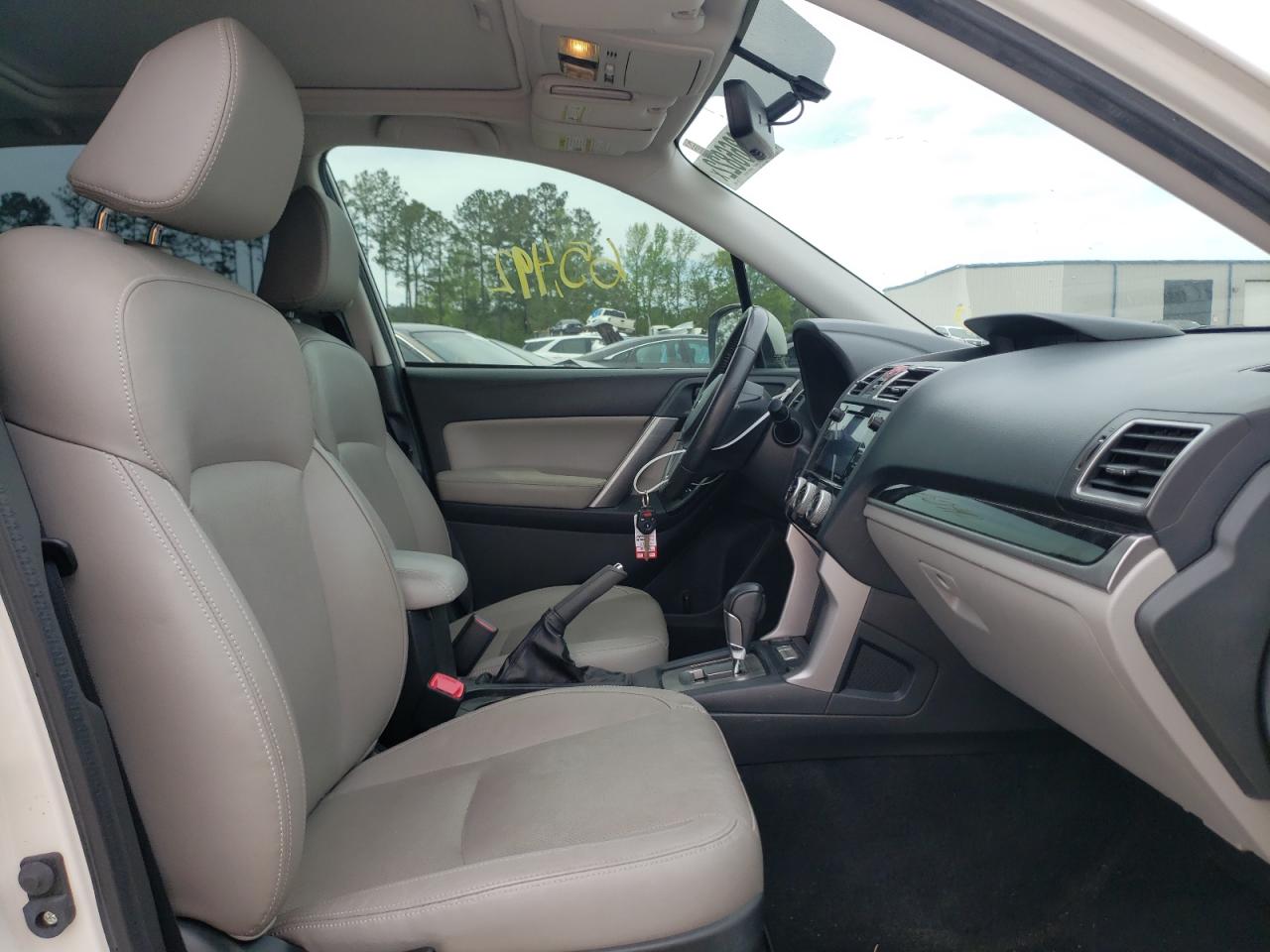 Photo 5 from auction – 2017 SUBARU FORESTER 2 with VIN JF2SJAJC3HH489917