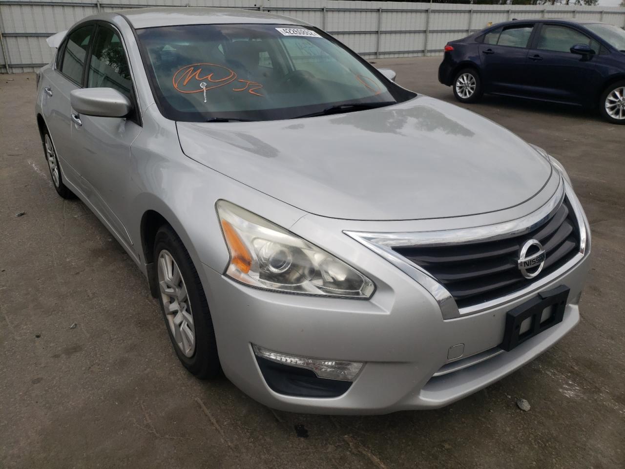 NISSAN ALTIMA 2.5 2015 con VIN 1N4AL3AP1FC477929 - Foto de la subasta