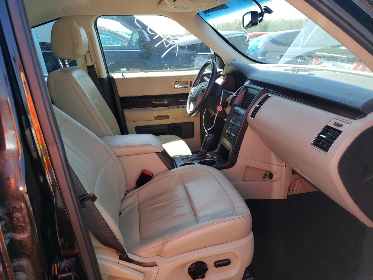 Photo 5 from auction – 2013 FORD FLEX SEL with VIN 2FMGK5C81DBD27062
