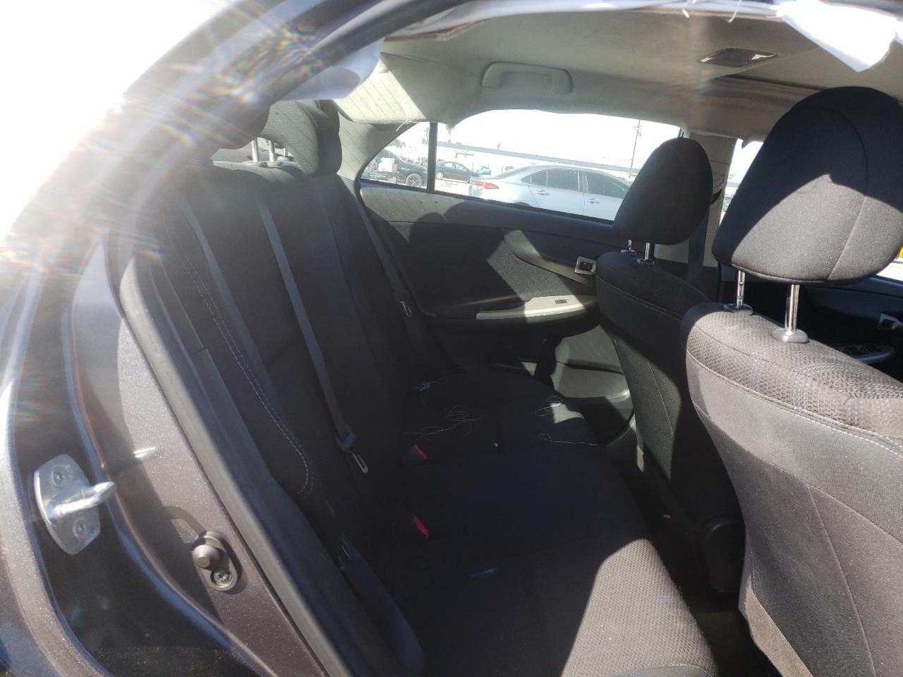 Photo 6 from auction – 2013 TOYOTA COROLLA with VIN 2T1BU4EE3DC976147