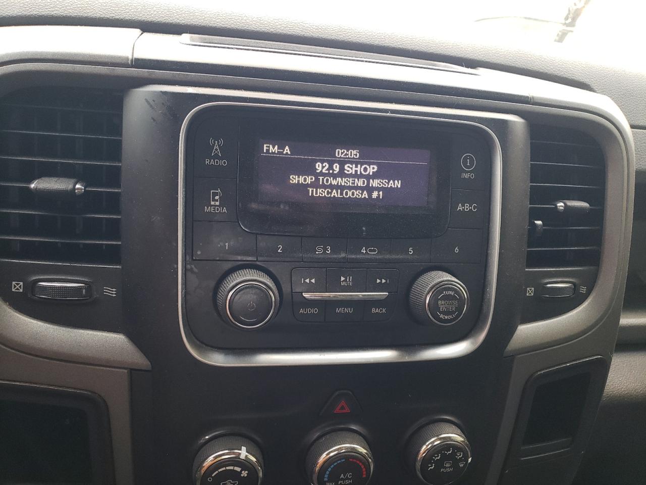 Photo 9 from auction – 2013 RAM 1500 ST with VIN 1C6RR6FP4DS523625