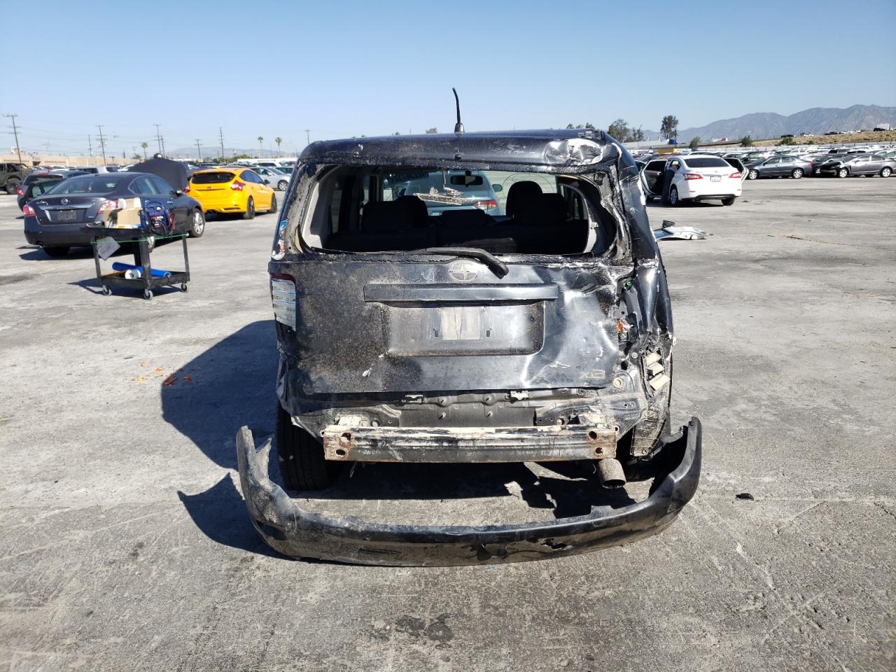 Photo 9 from auction – 2011 TOYOTA SCION XB with VIN JTLZE4FE1B1138523
