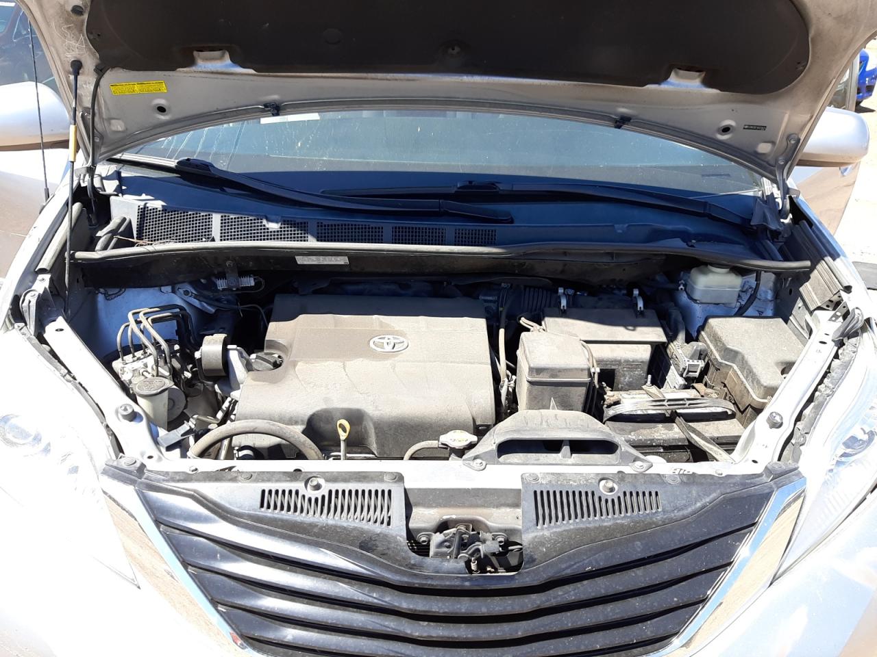 Photo 7 from auction – 2013 TOYOTA SIENNA LE with VIN 5TDKK3DC1DS374614