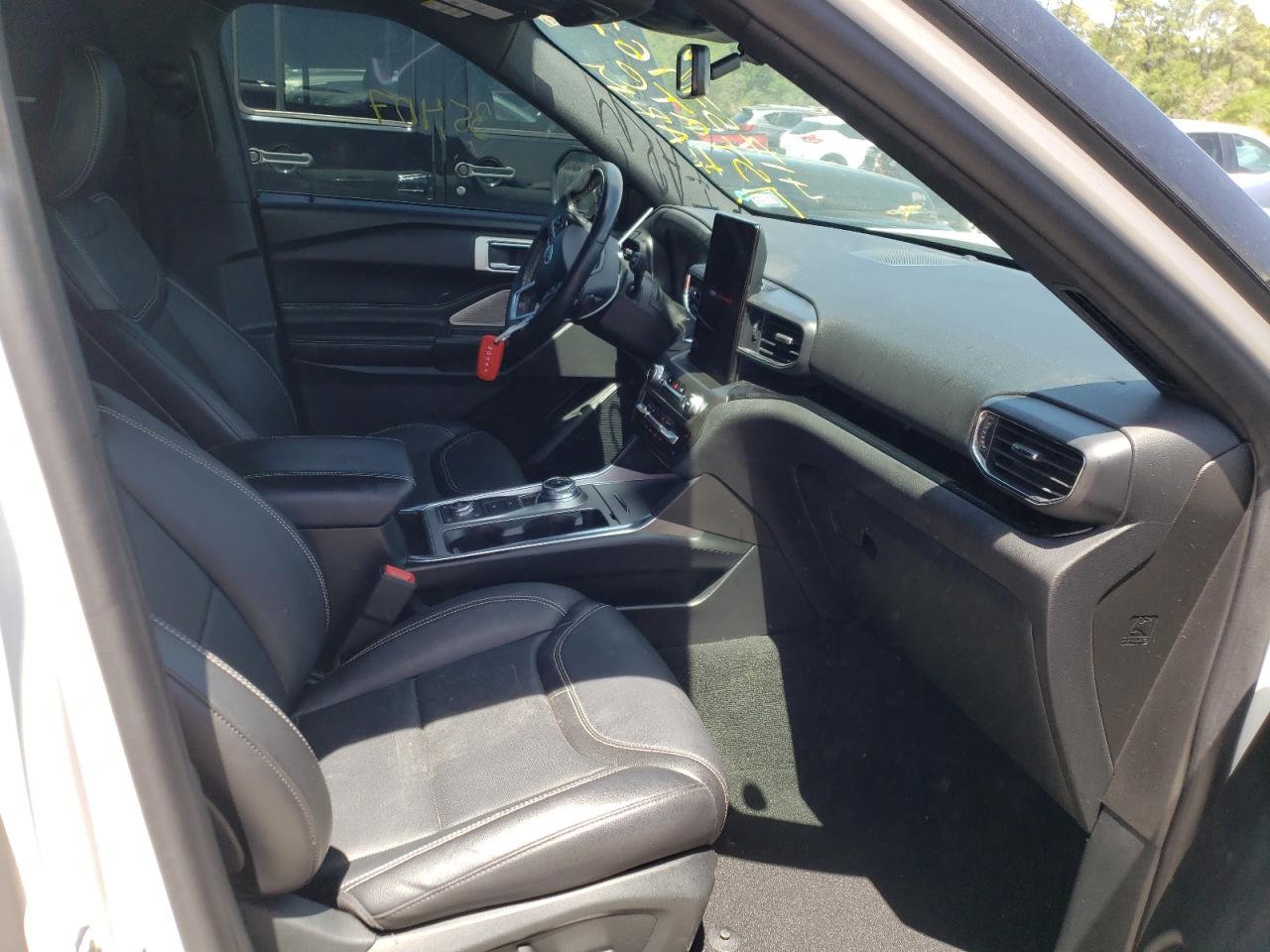 Photo 5 from auction – 2020 FORD EXPLORER S with VIN 1FM5K8GC6LGD15519