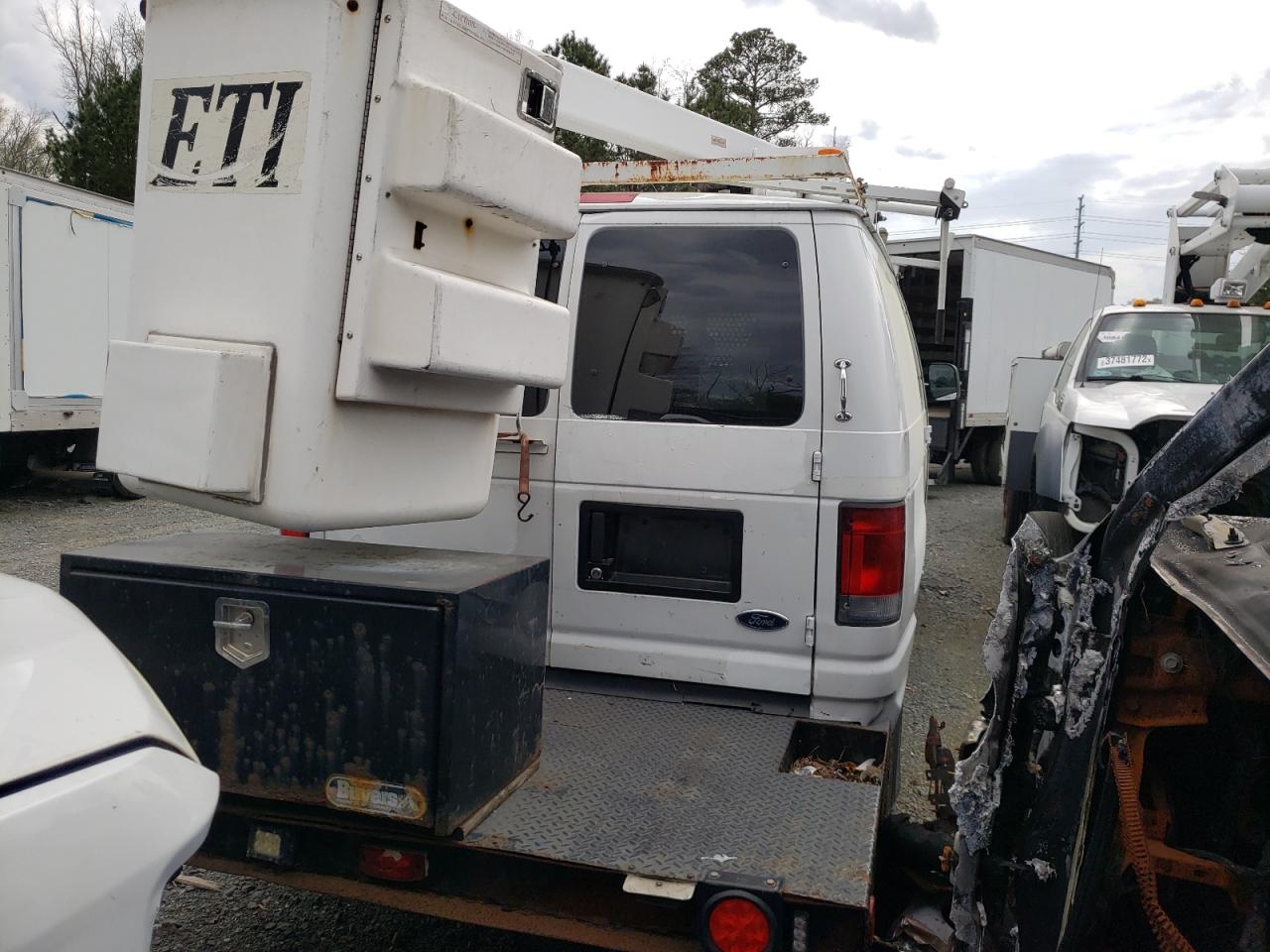 Photo 4 from auction – 2008 FORD ECONOLINE with VIN 1FTSE34L98DA79219