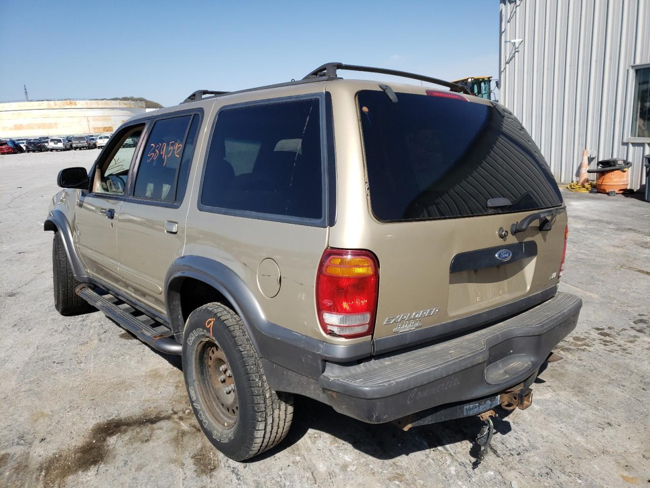 Photo 3 from auction – 1999 FORD EXPLORER with VIN 1FMZU34E4XZB47961