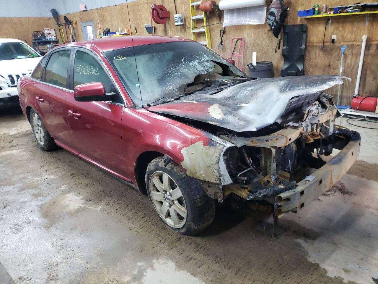FORD FIVE HUNDR 2007 with VIN 1FAHP24147G147443 - Photo from auction