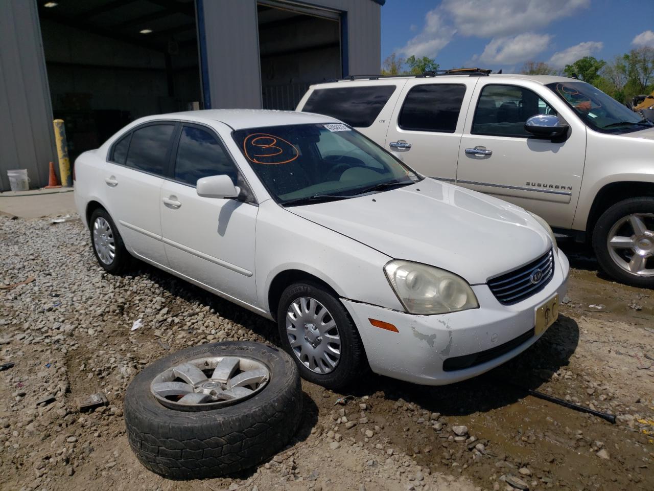 KIA OPTIMA LX 2008 with VIN KNAGE123185205013 - Photo from auction