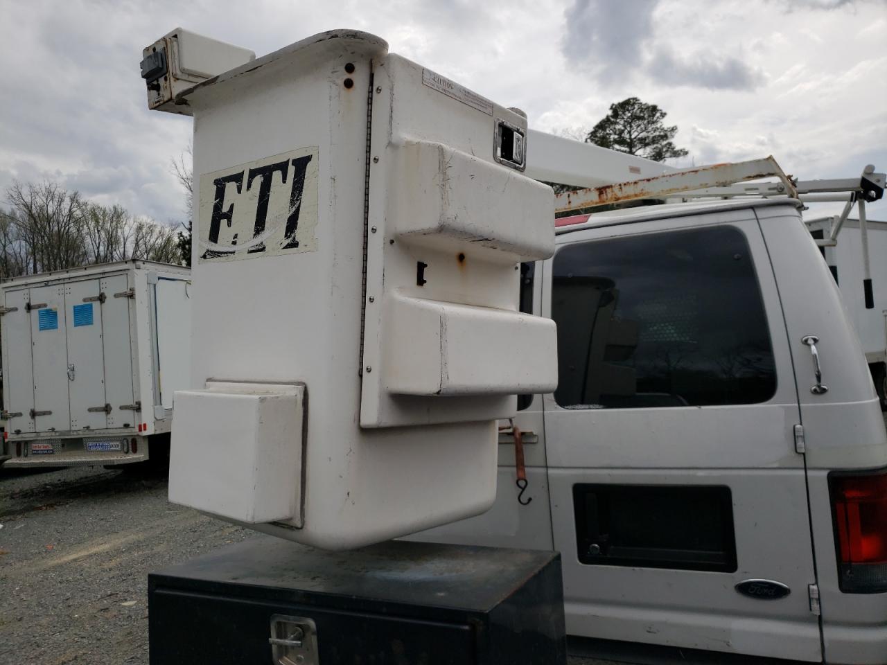 Photo 6 from auction – 2008 FORD ECONOLINE with VIN 1FTSE34L98DA79219