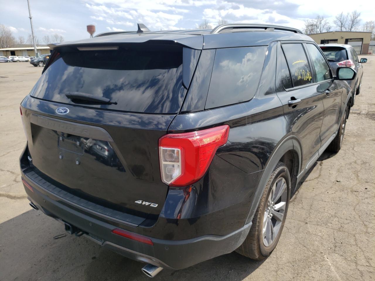 Photo 4 from auction – 2021 FORD EXPLORER X with VIN 1FMSK8DH8MGC16351