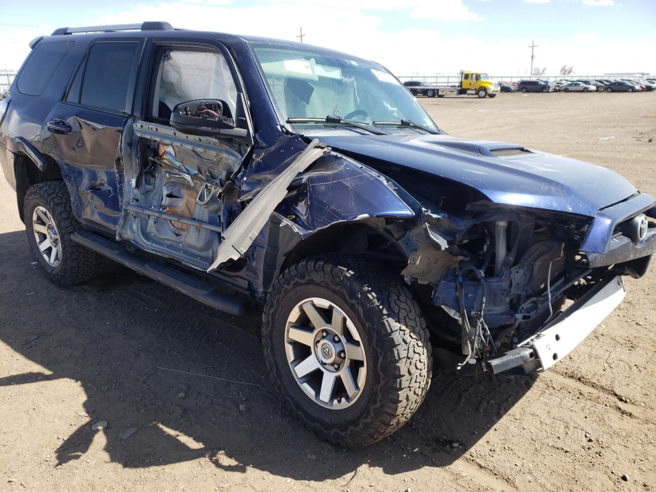 Photo 9 from auction – 2016 TOYOTA 4RUNNER SR with VIN JTEBU5JR4G5389189