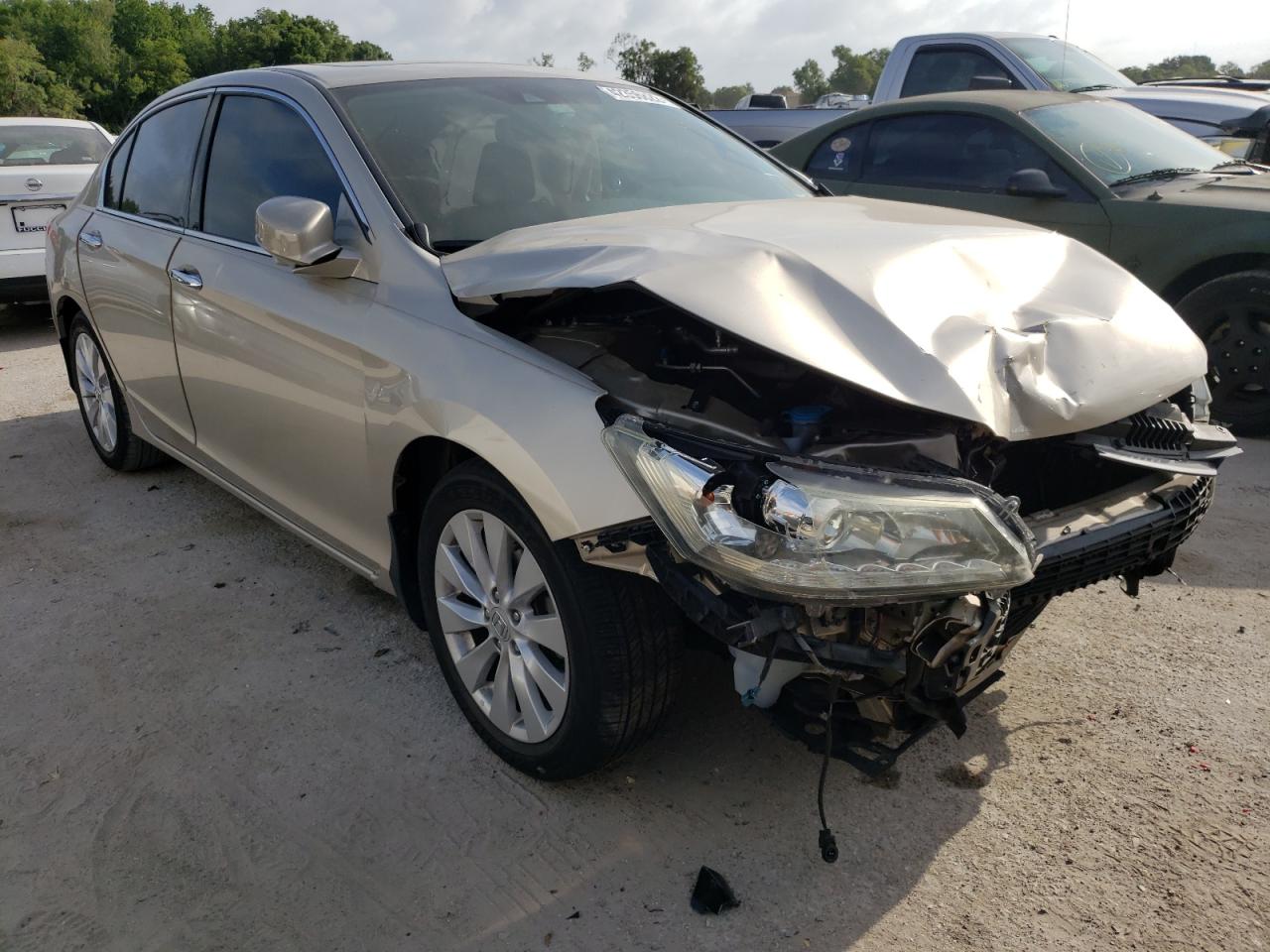 Photo 1 from auction – 2014 HONDA ACCORD EXL with VIN 1HGCR3F87EA024378