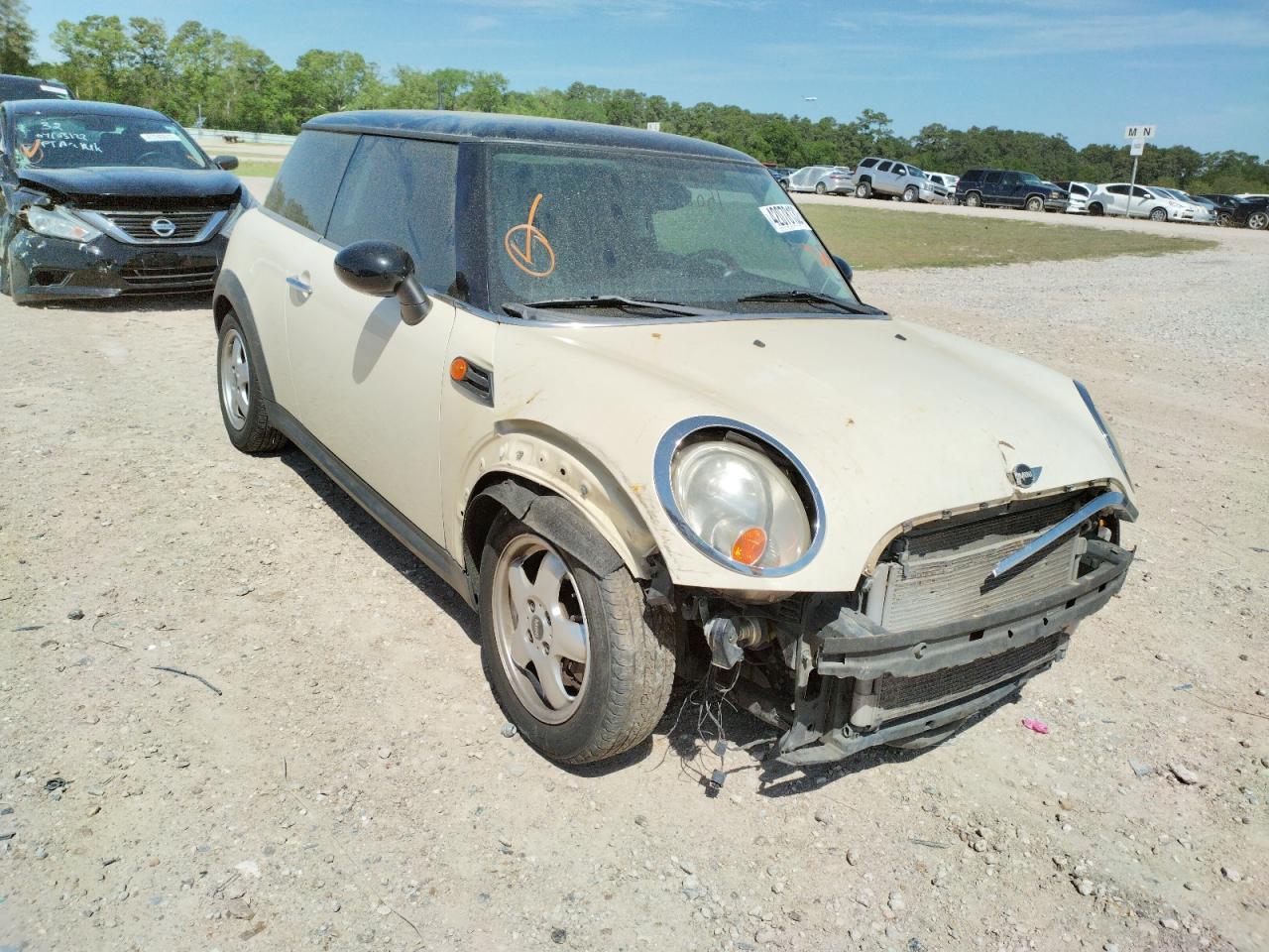 MINI COOPER 2011 with VIN WMWSU3C55BTX96278 - Photo from auction