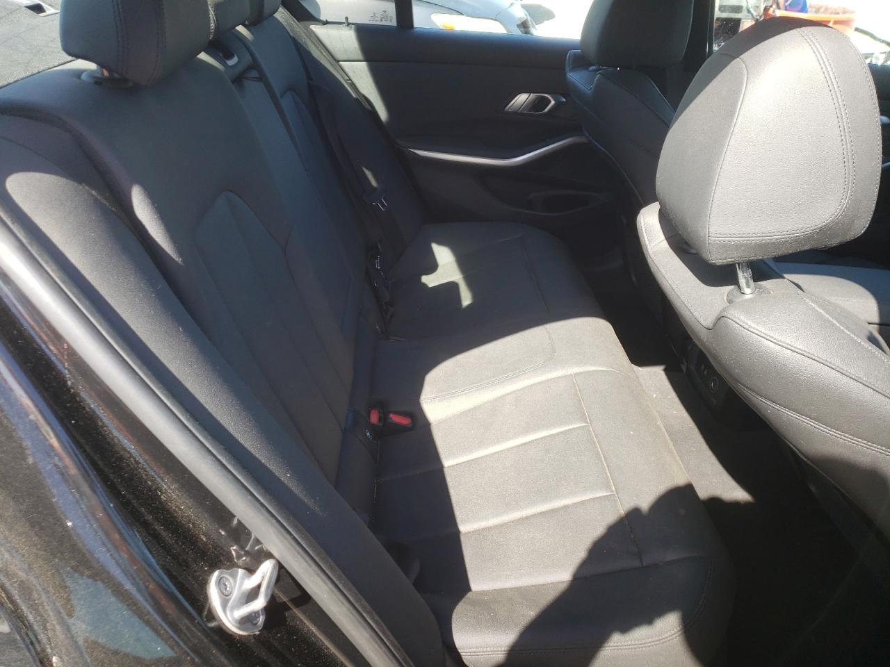 Photo 6 from auction – 2020 BMW 330XI with VIN 3MW5R7J06L8B23988