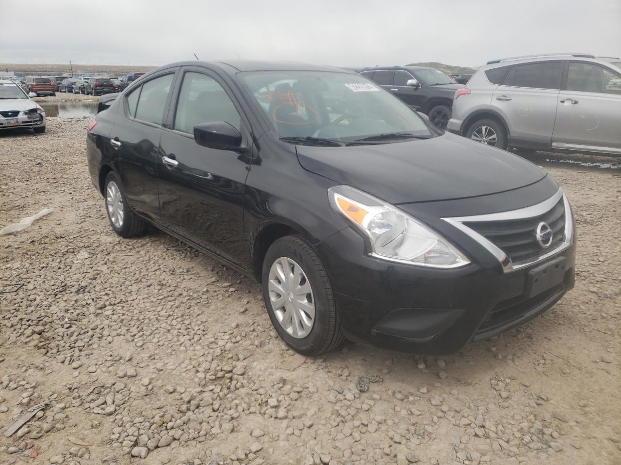 NISSAN VERSA S 2019 with VIN 3N1CN7AP7KL872686 - Photo from auction