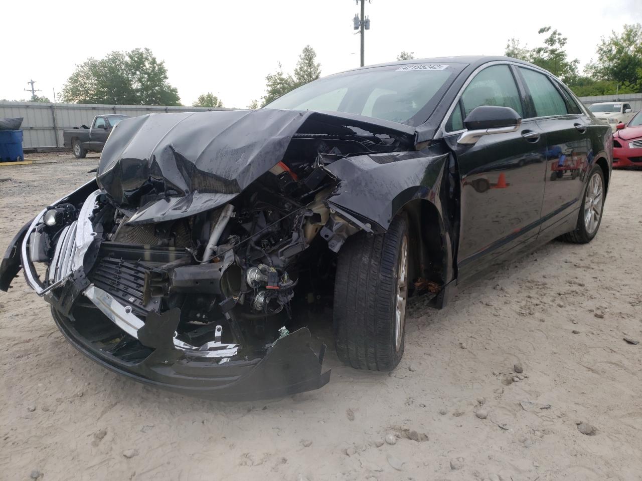 Photo 2 from auction – 2015 LINCOLN MKZ with VIN 3LN6L2J93FR628780