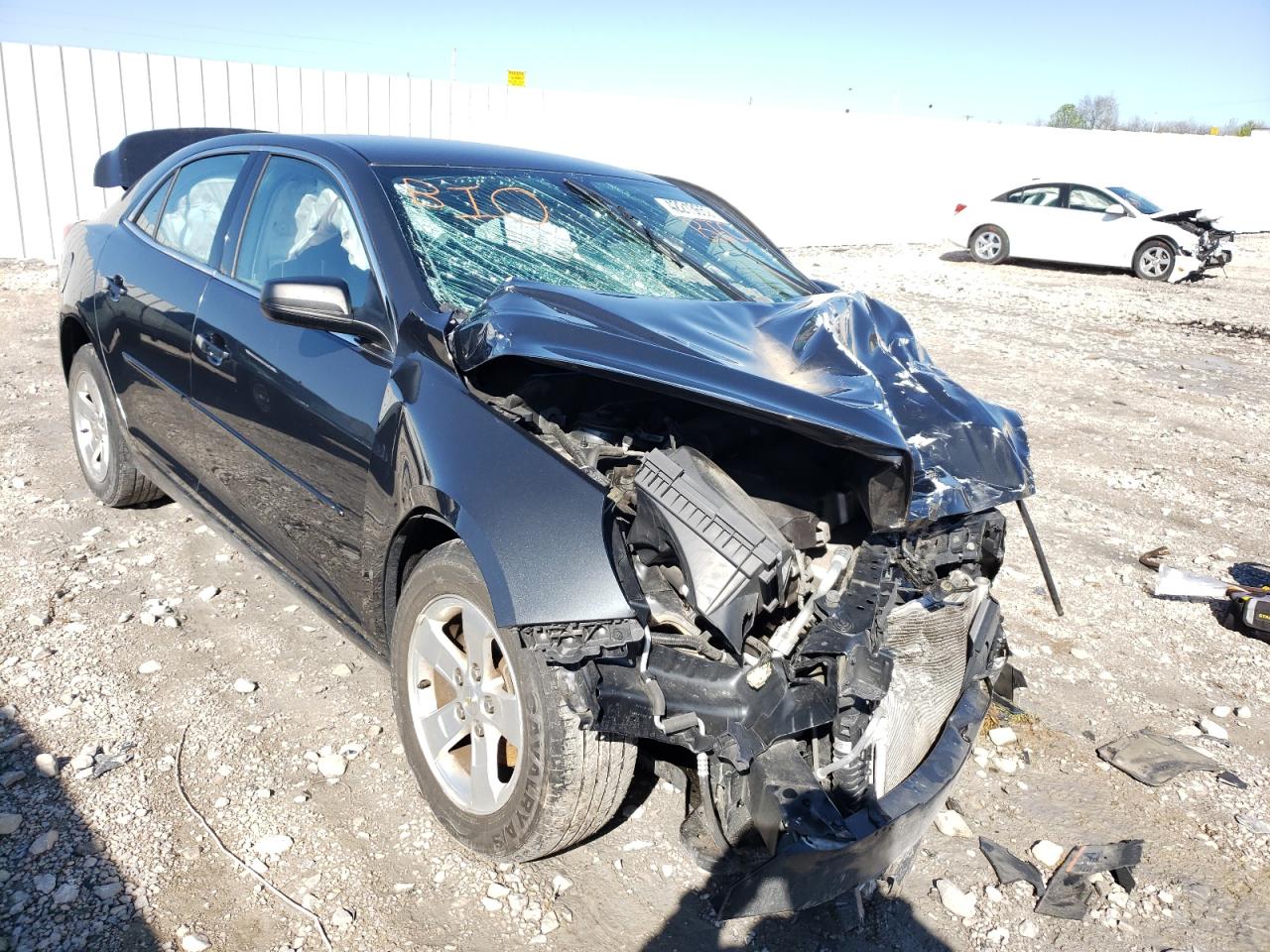 CHEVROLET MALIBU LS 2015 z numerem VIN 1G11B5SL9FF239449 - Zdjęcie z aukcji