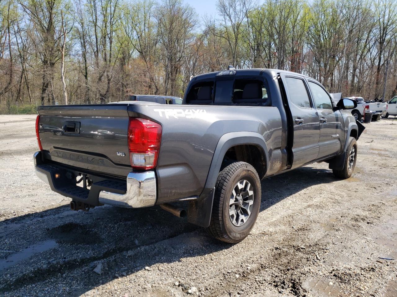 Photo 4 from auction – 2017 TOYOTA TACOMA DOU with VIN 3TMDZ5BN9HM024576