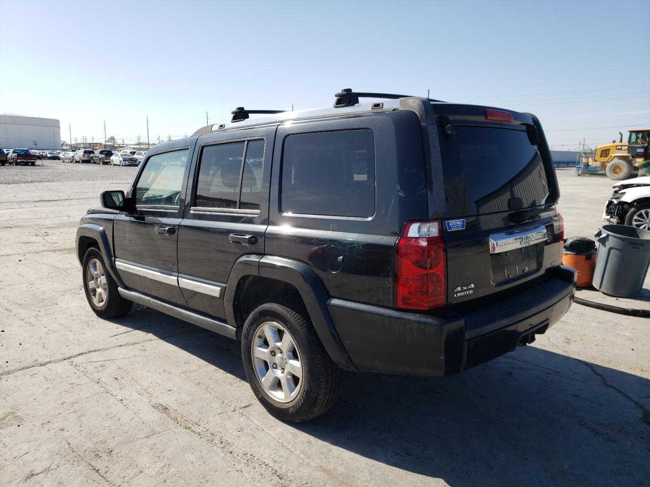 Photo 3 from auction – 2008 JEEP COMMANDER with VIN 1J8HG58228C245063