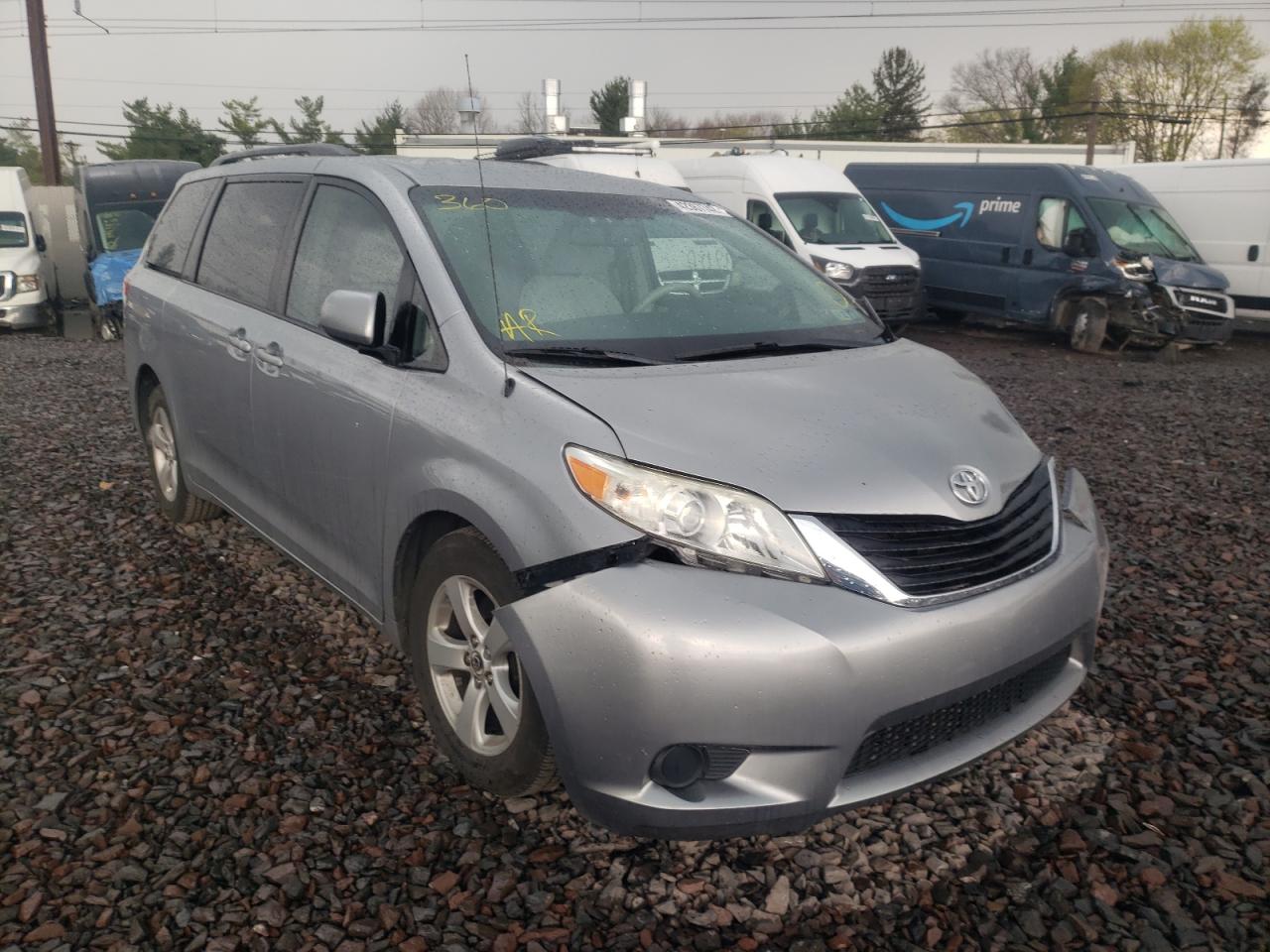 Photo 1 from auction – 2011 TOYOTA SIENNA LE with VIN 5TDKK3DCXBS093523