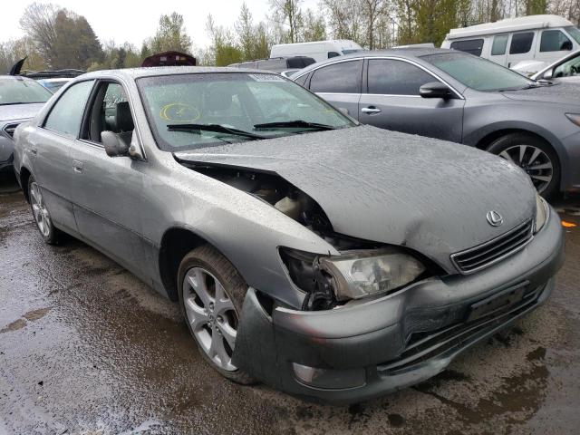LEXUS ES 300 2000 with VIN JT8BF28G3Y5077298 - Photo from auction