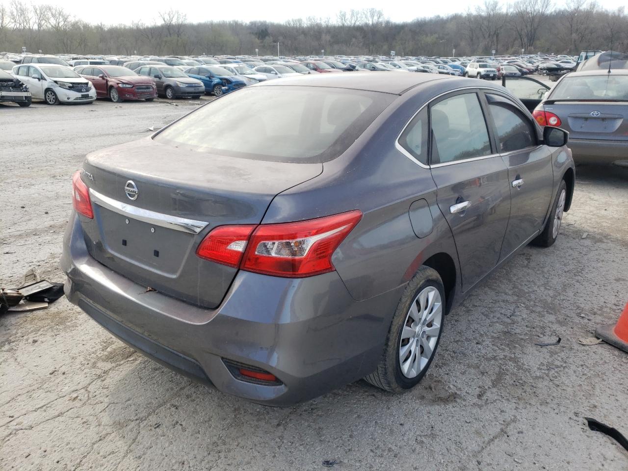 Photo 4 from auction – 2016 NISSAN SENTRA S with VIN 3N1AB7AP2GY253052