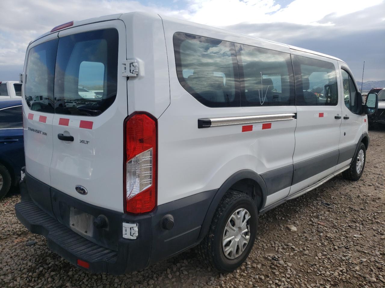 Photo 4 from auction – 2019 FORD TRANSIT T- with VIN 1FBZX2YM1KKA94830