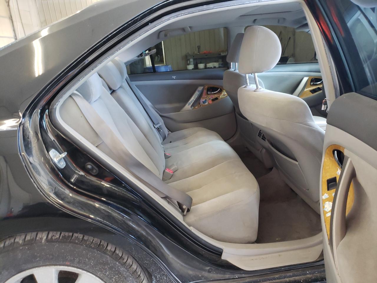 Photo 6 from auction – 2007 TOYOTA CAMRY CE with VIN JTNBE46K273087172