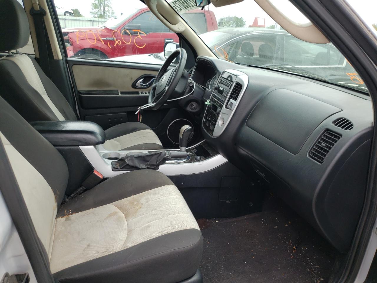 Photo 5 from auction – 2006 MERCURY MARINER with VIN 4M2YU56Z16DJ07208