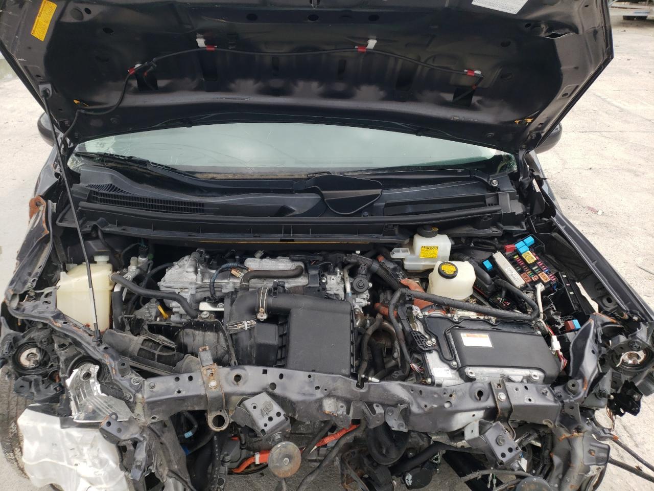 Photo 7 from auction – 2013 TOYOTA PRIUS with VIN JTDKN3DU0D1631274