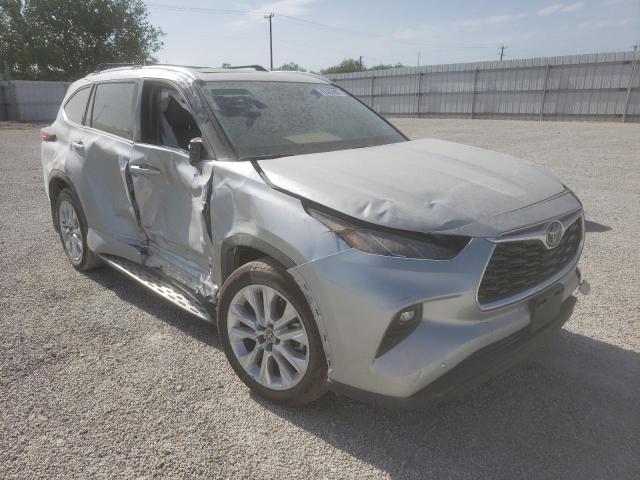 TOYOTA HIGHLANDER 2021 with VIN 5TDYZRAH3MS535215 - Photo from auction