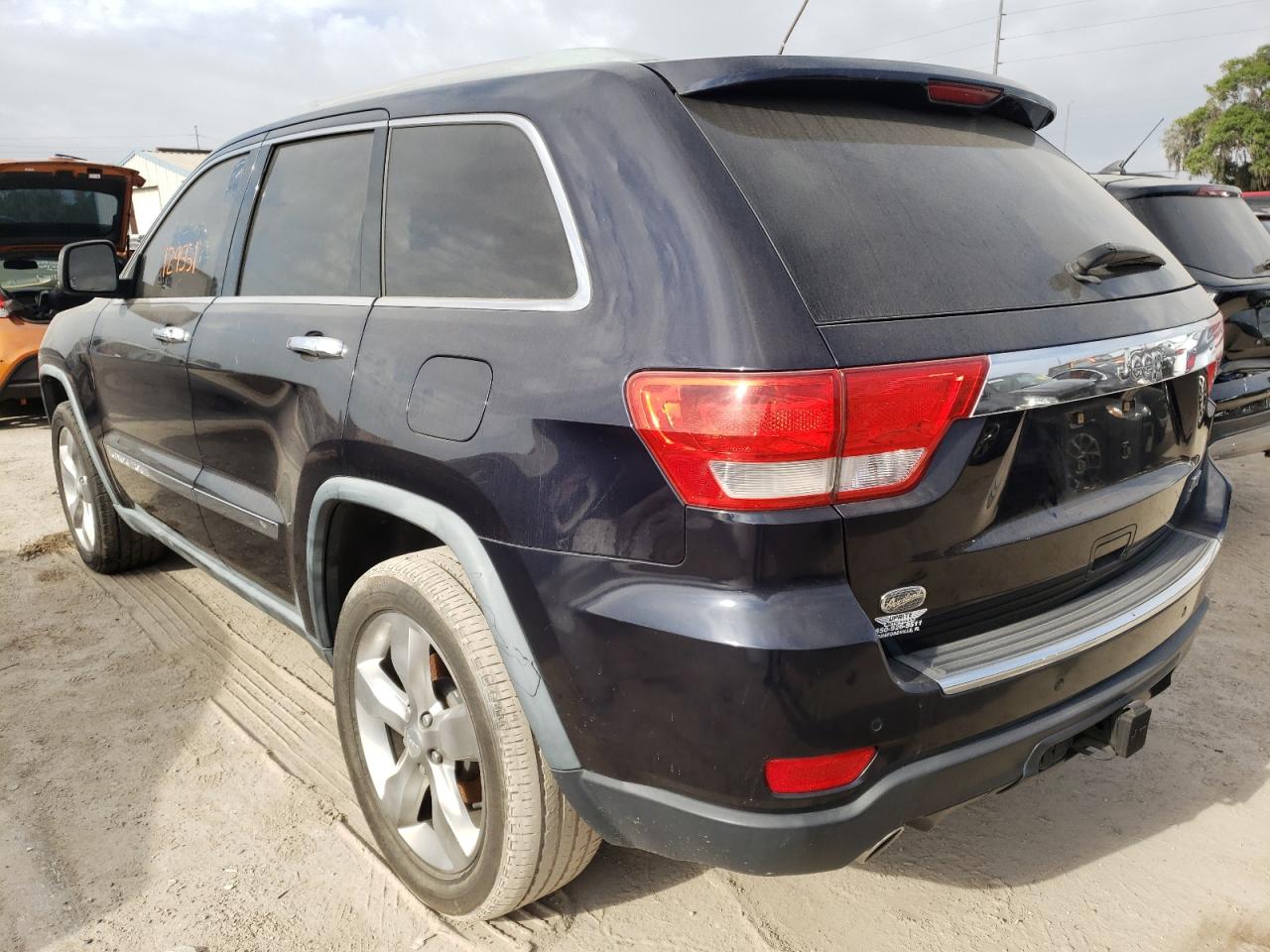 Photo 3 from auction – 2011 JEEP GRAND CHER with VIN 1J4RS6GT8BC601656