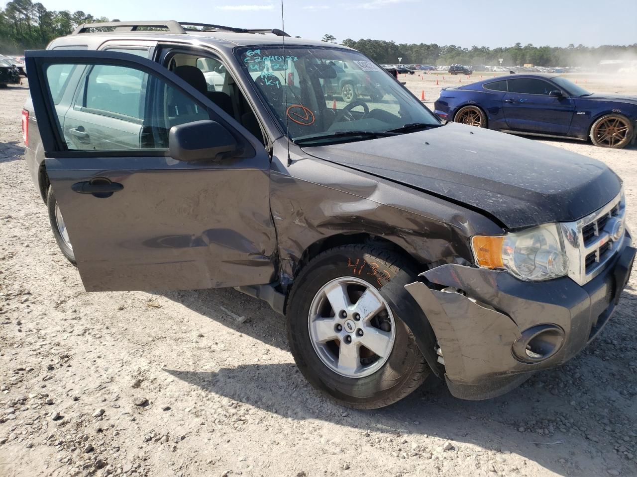 Photo 9 from auction – 2012 FORD ESCAPE XLS with VIN 1FMCU0C74CKC43373