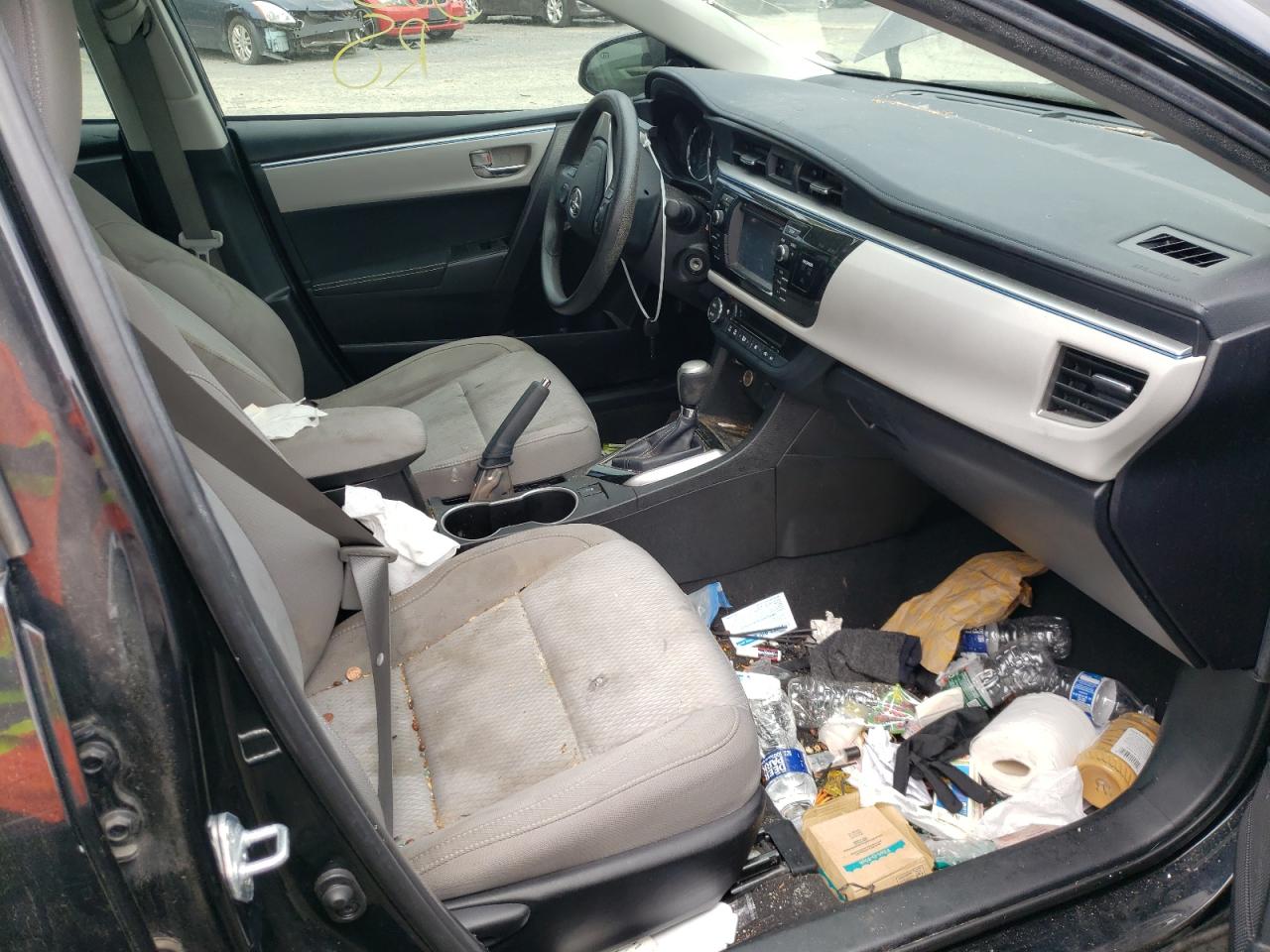 Photo 5 from auction – 2016 TOYOTA COROLLA L with VIN 5YFBURHE8GP470567