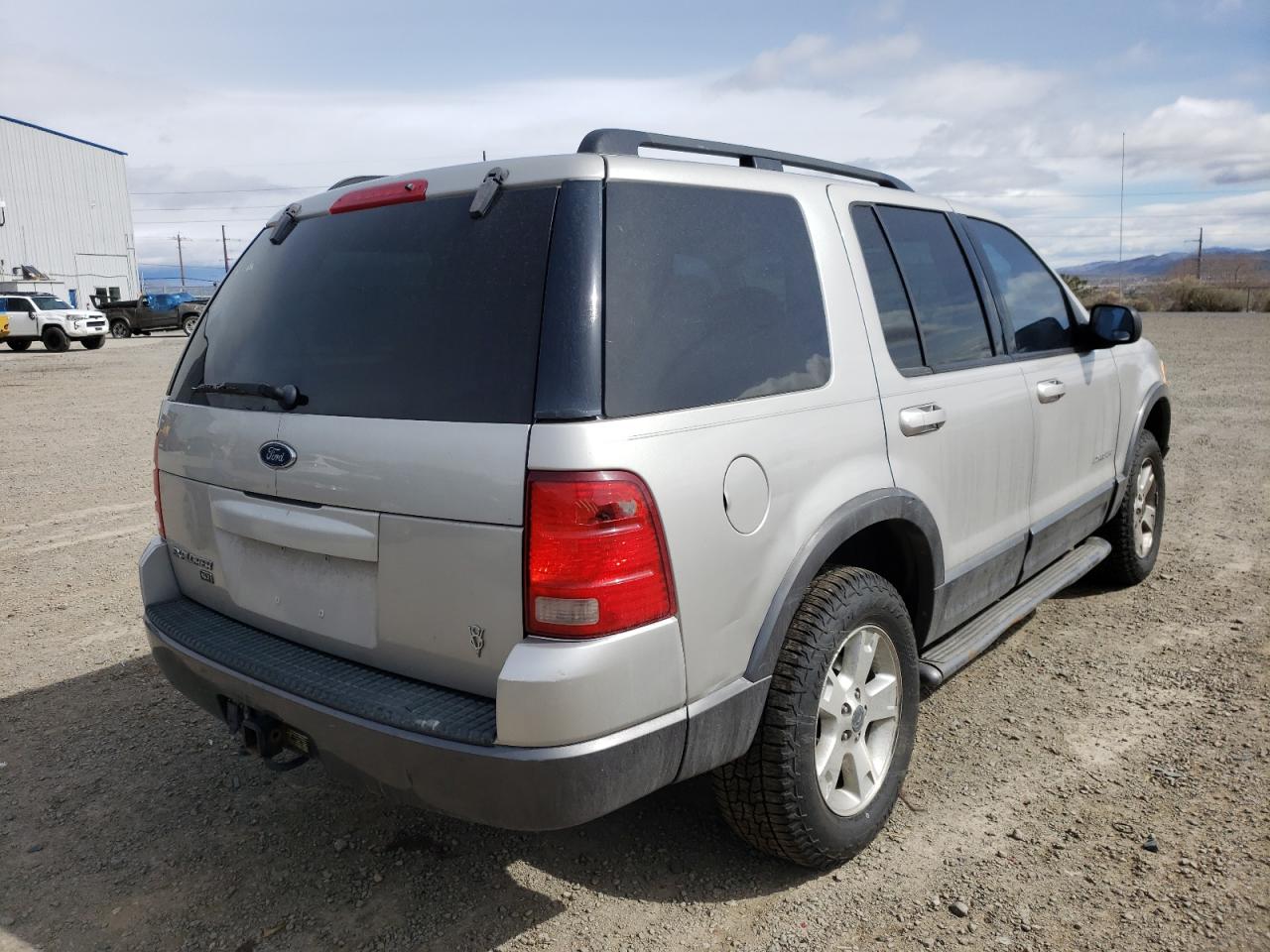 Photo 4 from auction – 2004 FORD EXPLORER X with VIN 1FMDU73W54ZA63140