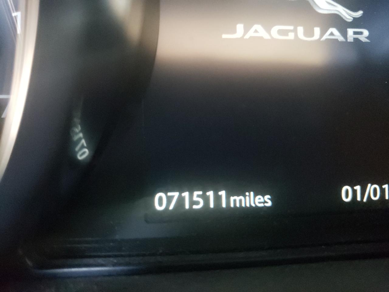 Photo 8 from auction – 2018 JAGUAR F-PACE PRE with VIN SADCJ2GX2JA236528