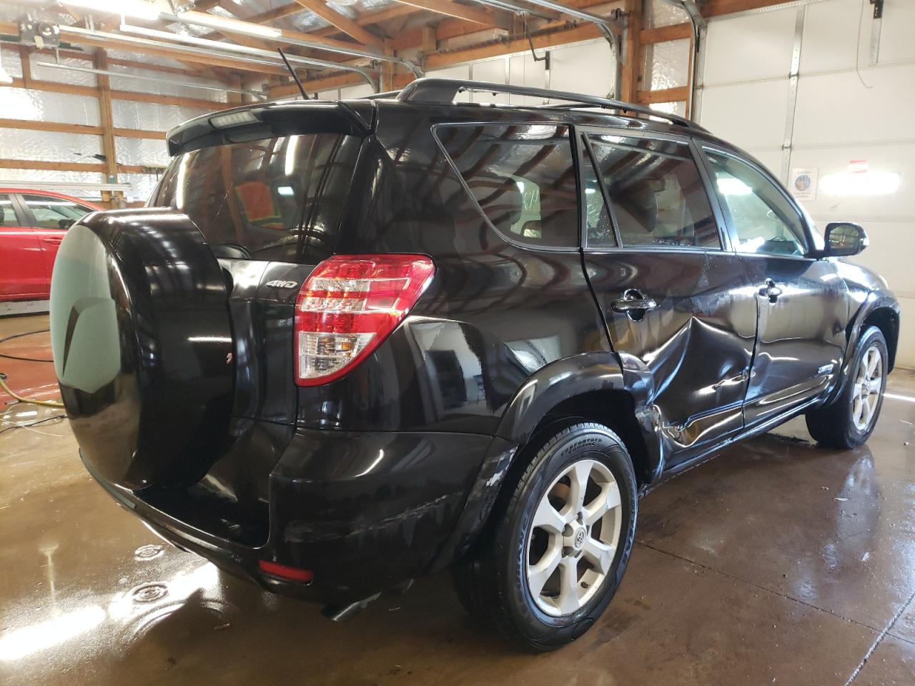 Photo 4 from auction – 2012 TOYOTA RAV4 LIMIT with VIN 2T3DF4DV2CW177842