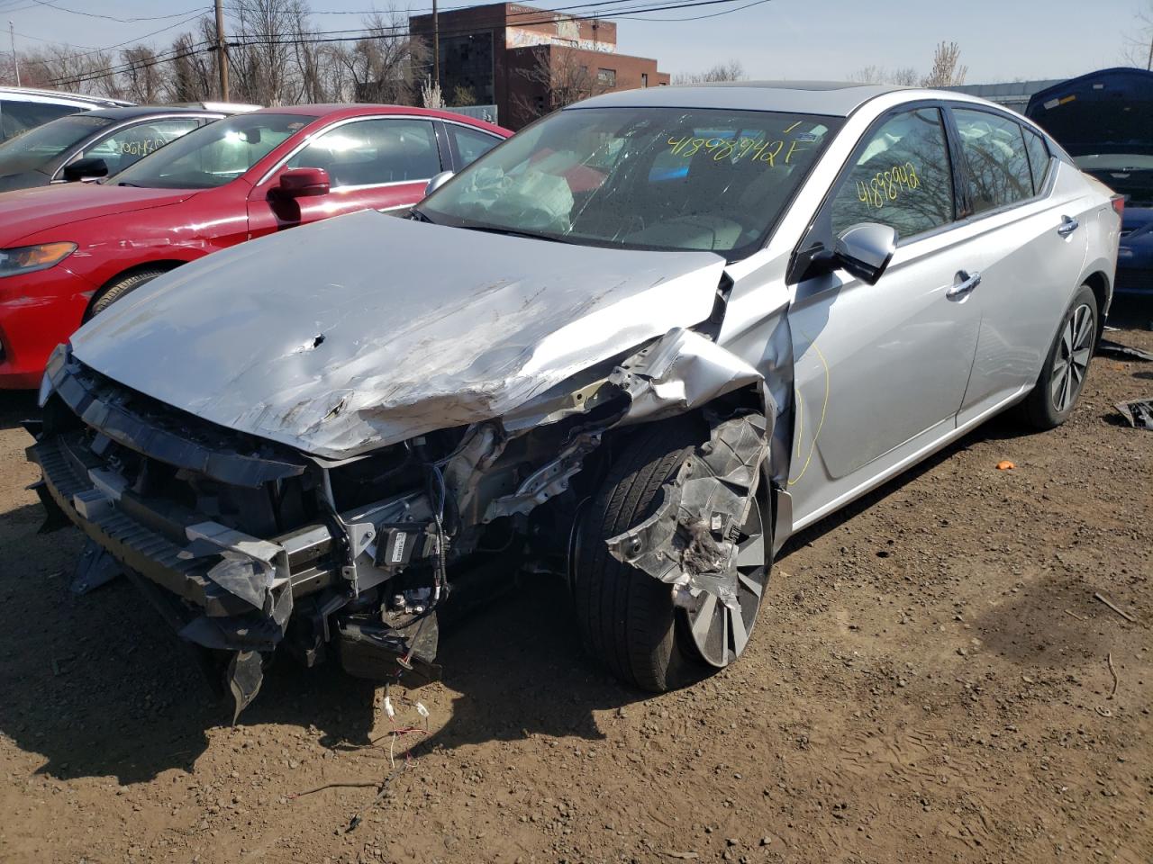 Photo 2 from auction – 2019 NISSAN ALTIMA SV with VIN 1N4BL4DW3KC142565