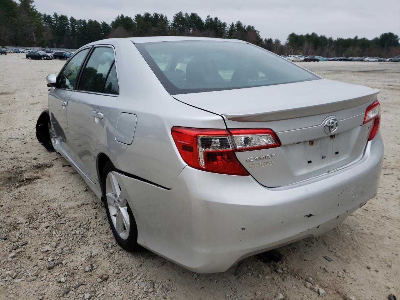 Photo 3 from auction – 2014 TOYOTA CAMRY L with VIN 4T1BF1FK1EU411358
