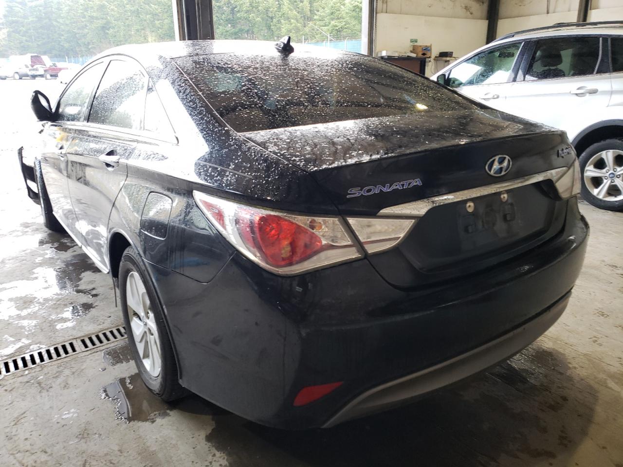 Photo 16 from auction – 2015 HYUNDAI SONATA HYB with VIN KMHEC4A41FA134956