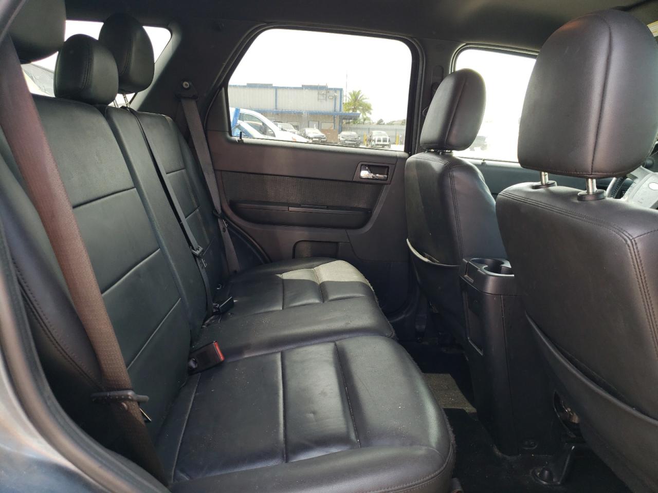 Photo 6 from auction – 2012 FORD ESCAPE LIM with VIN 1FMCU0E76CKB27167
